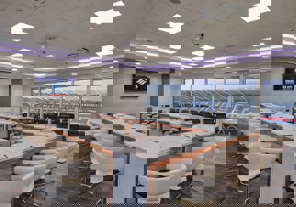 Peter Lynn Lounge (2)