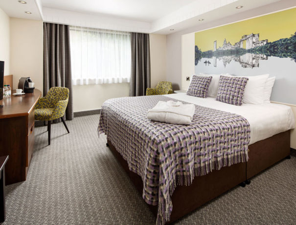 Mercure Swansea Hotel Classic Double Bedroom 01 Hr 050917